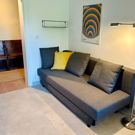 Feelslikehome - Urbane Altbauwohnung Mit Dachterasse& Parkplatz Bochum Eksteriør bilde